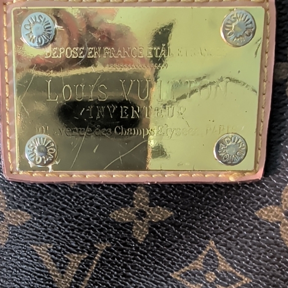 Elegant Brown Designer Tote Bag - Picture 5 of 16